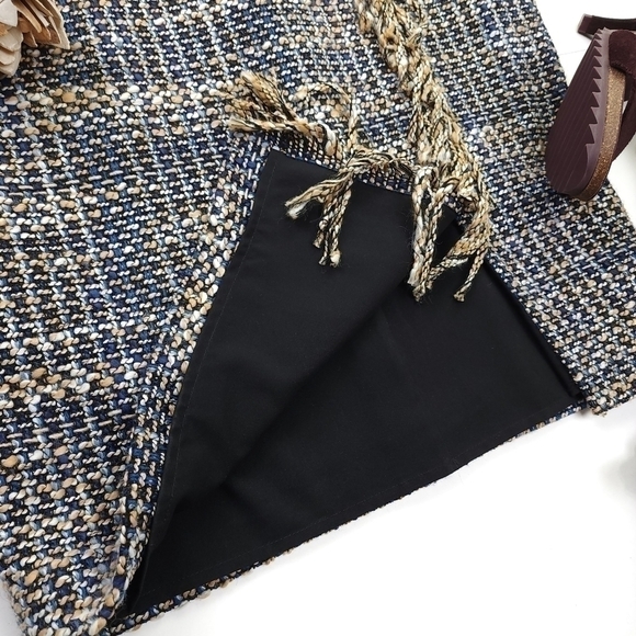 New Halogen Blue Tan Grey Tweed Tassled Skirt Sz 2 - Picture 2 of 11